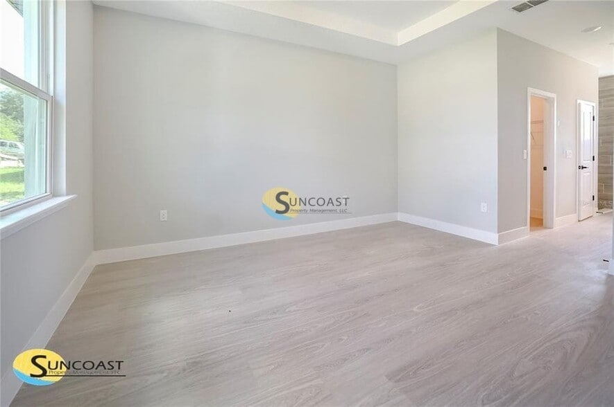 Building Photo - 16837 SW 47th Court Rd