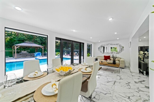 Building Photo - 1730 NE 137th Terrace