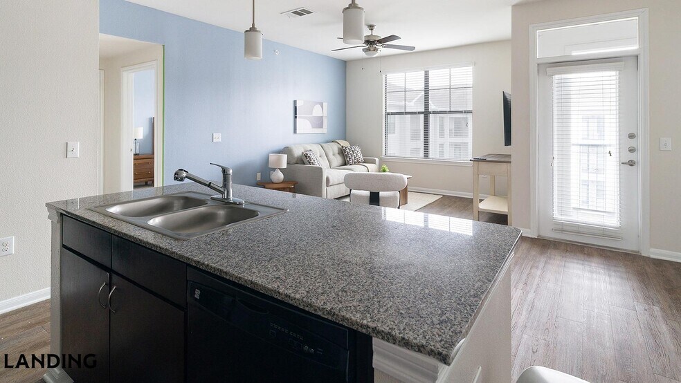 Building Photo - 14580 Crosby Fwy