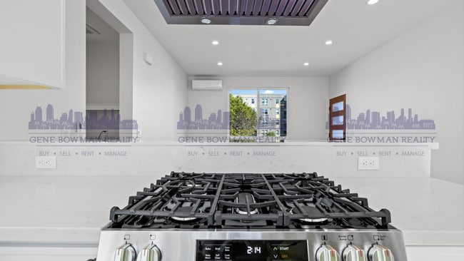 Building Photo - 6742 Waterman Ct