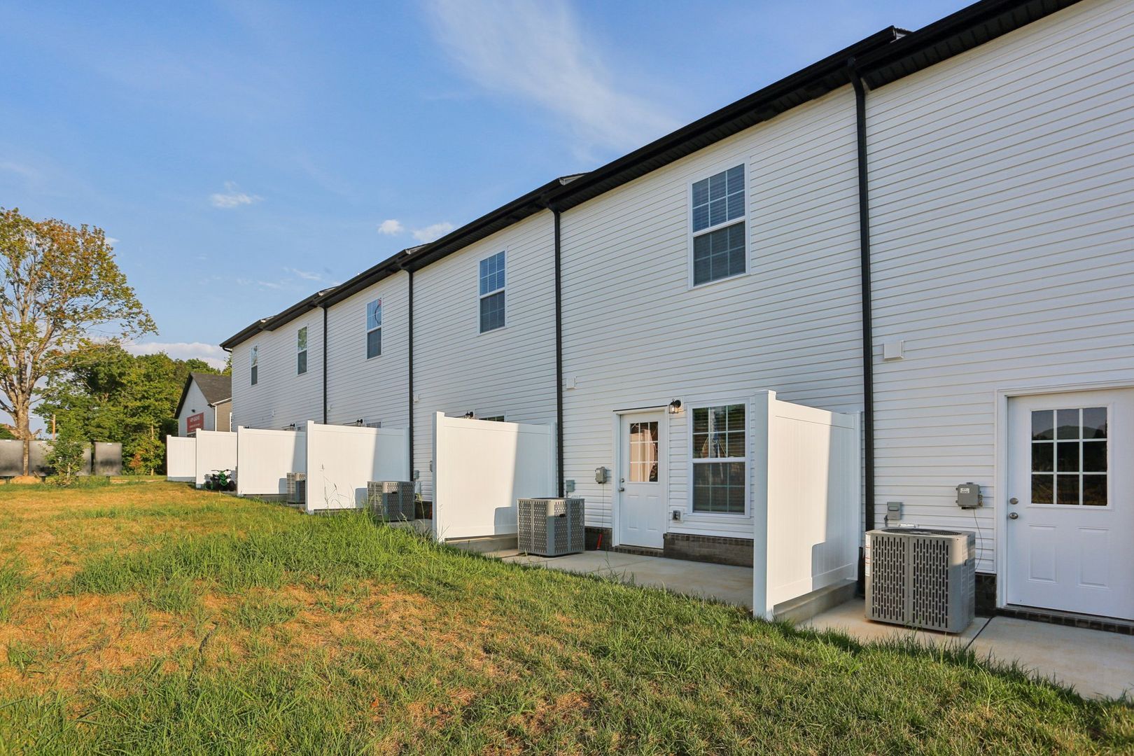 Building Photo - 2815 Trenton Rd