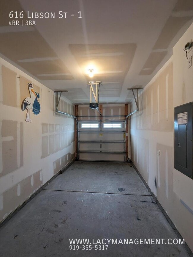 Building Photo - 616 Libson St