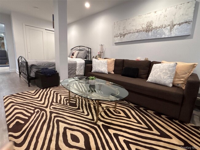 Building Photo - 30 Barstow Rd