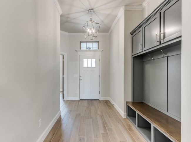 Building Photo - You Could Call This Beautiful 4-Bed, 2-Bat...