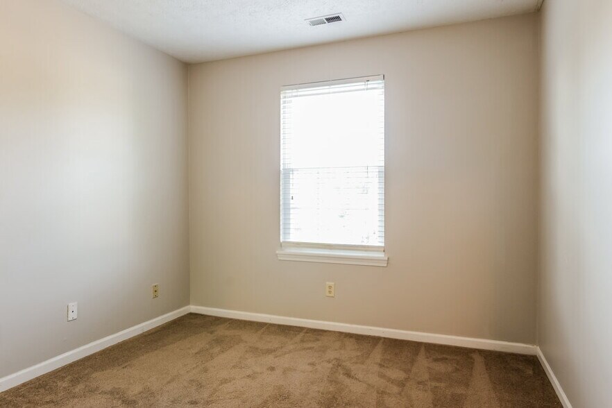 Building Photo - 5217 W Hidden Ridge Ct