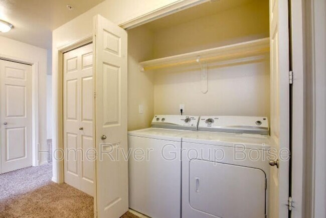Building Photo - 11057 W Brassy Cove Loop