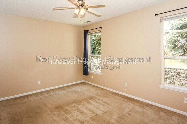 Building Photo - 12420 Brookline St