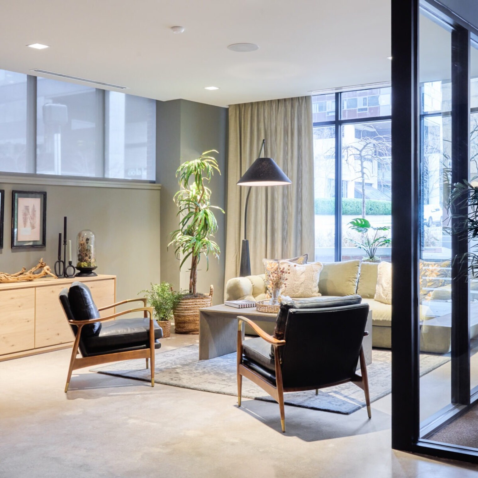 Building Photo - 150 Broad St