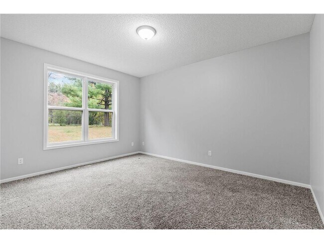 Building Photo - 2117 Vermillion Curve