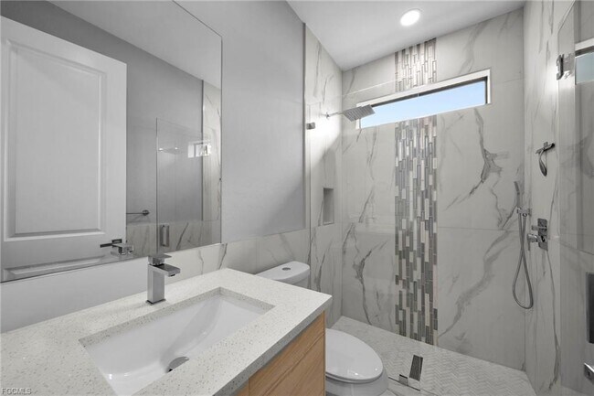 Building Photo - 1201 SW 8th Pl