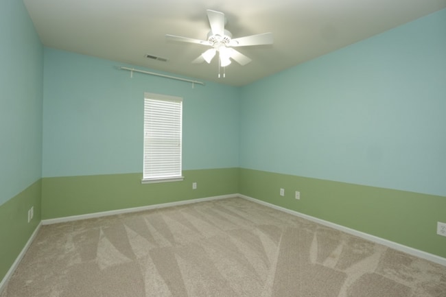 Building Photo - Charming 3-bedroom, 2-bath home