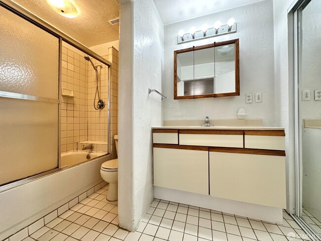 Building Photo - 1001 Sloat Blvd