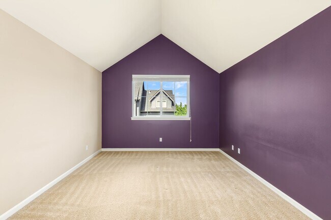 Building Photo - Welcome to West Highlands Park!