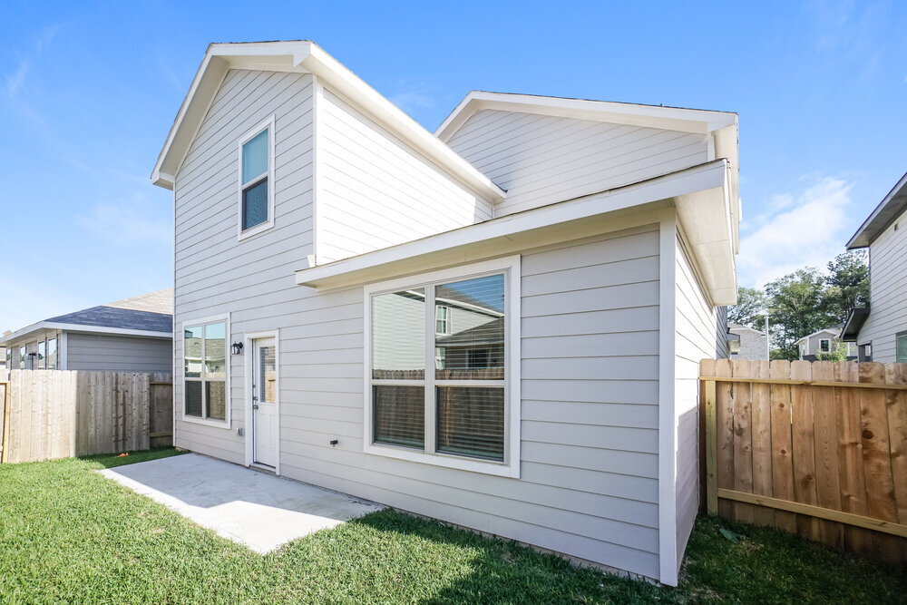 Building Photo - 16731 Rover Ln