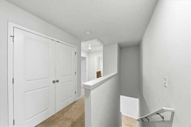 Building Photo - 4526 Fillmore Trl SW