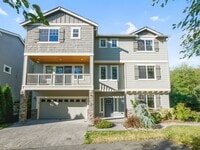 Building Photo - 3 Bed, 2.5 Bath Beautiful Single-family Av...