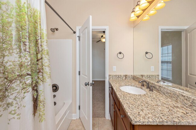 Building Photo - 4434 Mirada Way