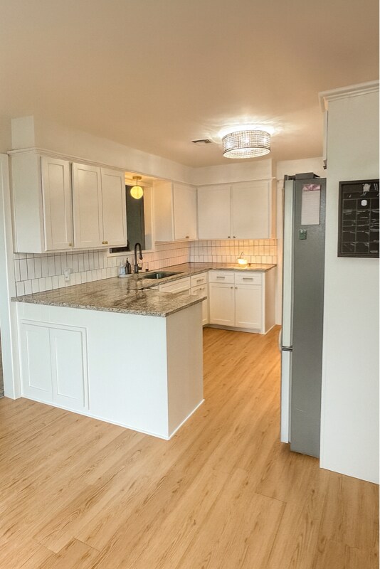 Building Photo - 8705 Lakeaire Dr