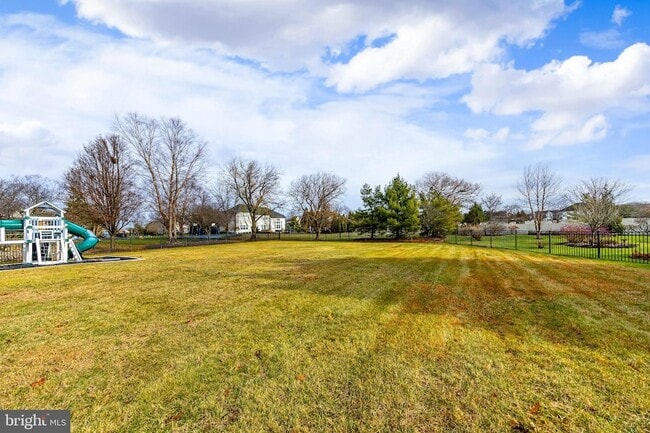 Building Photo - 10 Morning Glory Cir