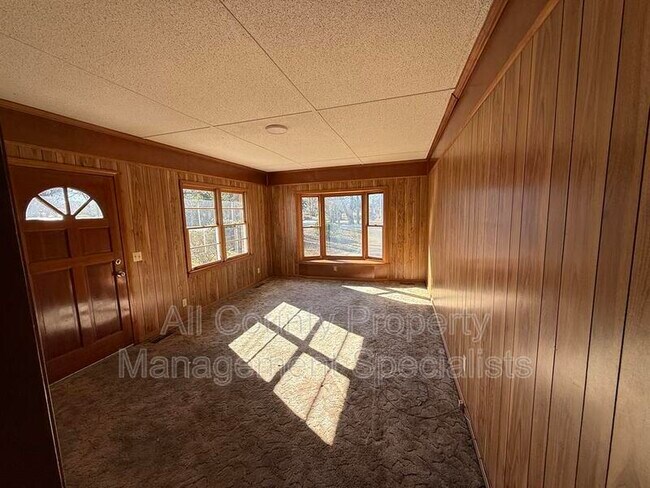 Building Photo - 1255 Robert Dinkins Rd