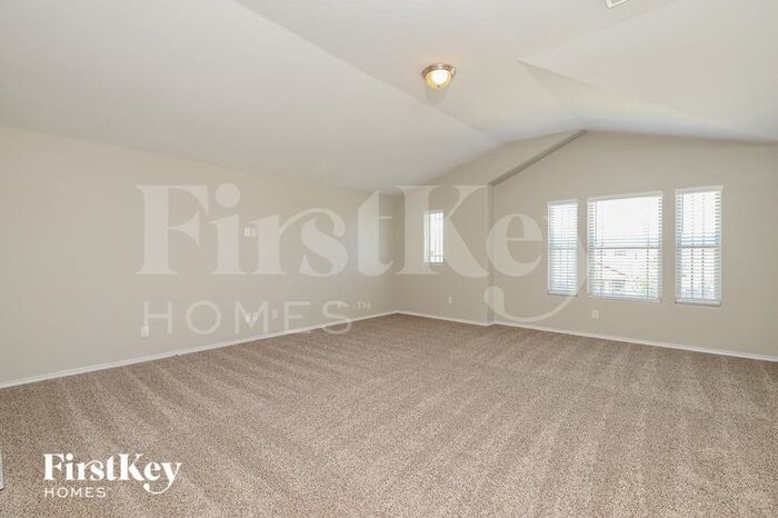 Building Photo - 10407 Queensland Way