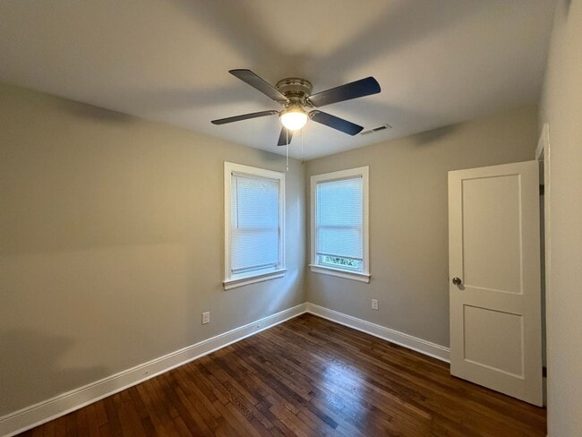 Building Photo - Great renovated 2 bedroom house in Richmond