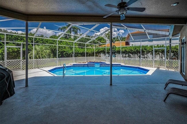 Building Photo - 1516 E Lake Woodlands Pkwy