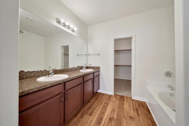 Building Photo - 305 Crooked Pine Court