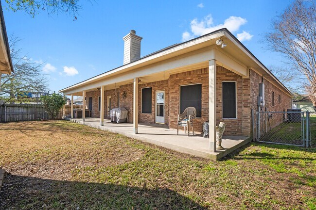 Building Photo - 9292 Deepwater Dr