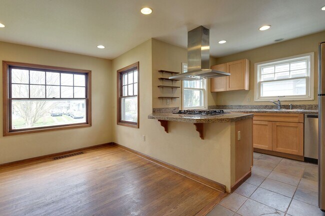Building Photo - Charming 1901 Bungalow with Modern Updates...