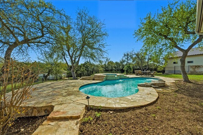 Building Photo - 13725 Madrone Mountain Way