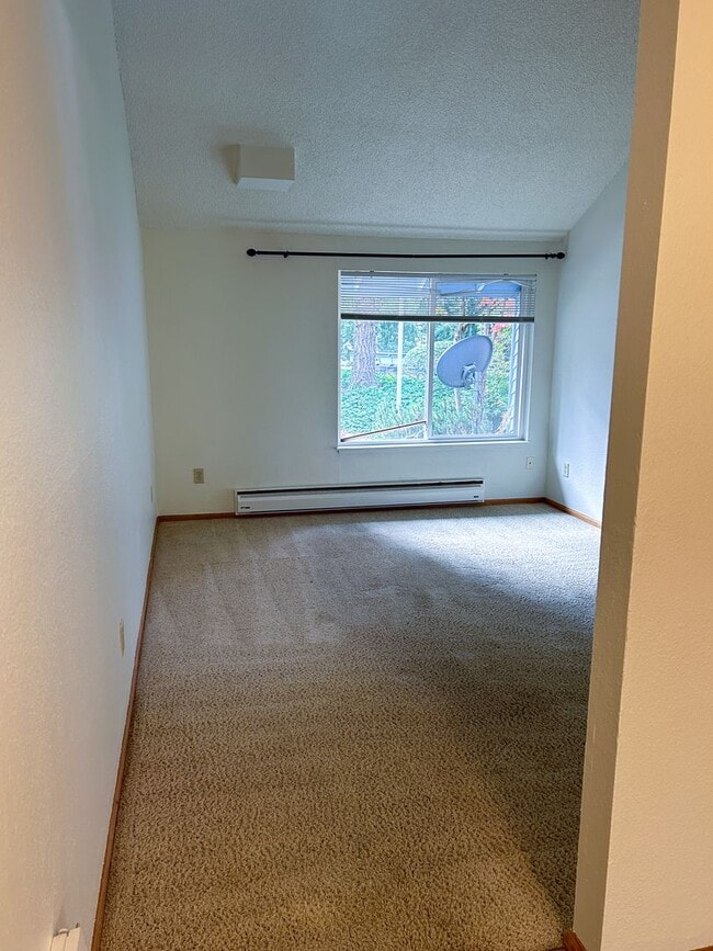 Building Photo - Renton Highlands 1 Bed 1 Bath Condo for Lease!