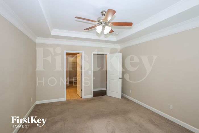 Building Photo - 1006 Garden Oak Dr