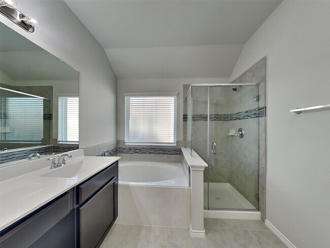 Building Photo - 13619 Sloth Bear Ct