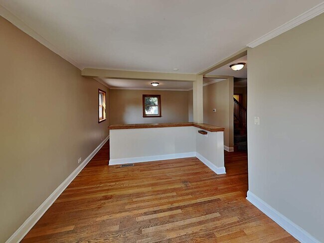 Building Photo - 11145 Boeger Ct