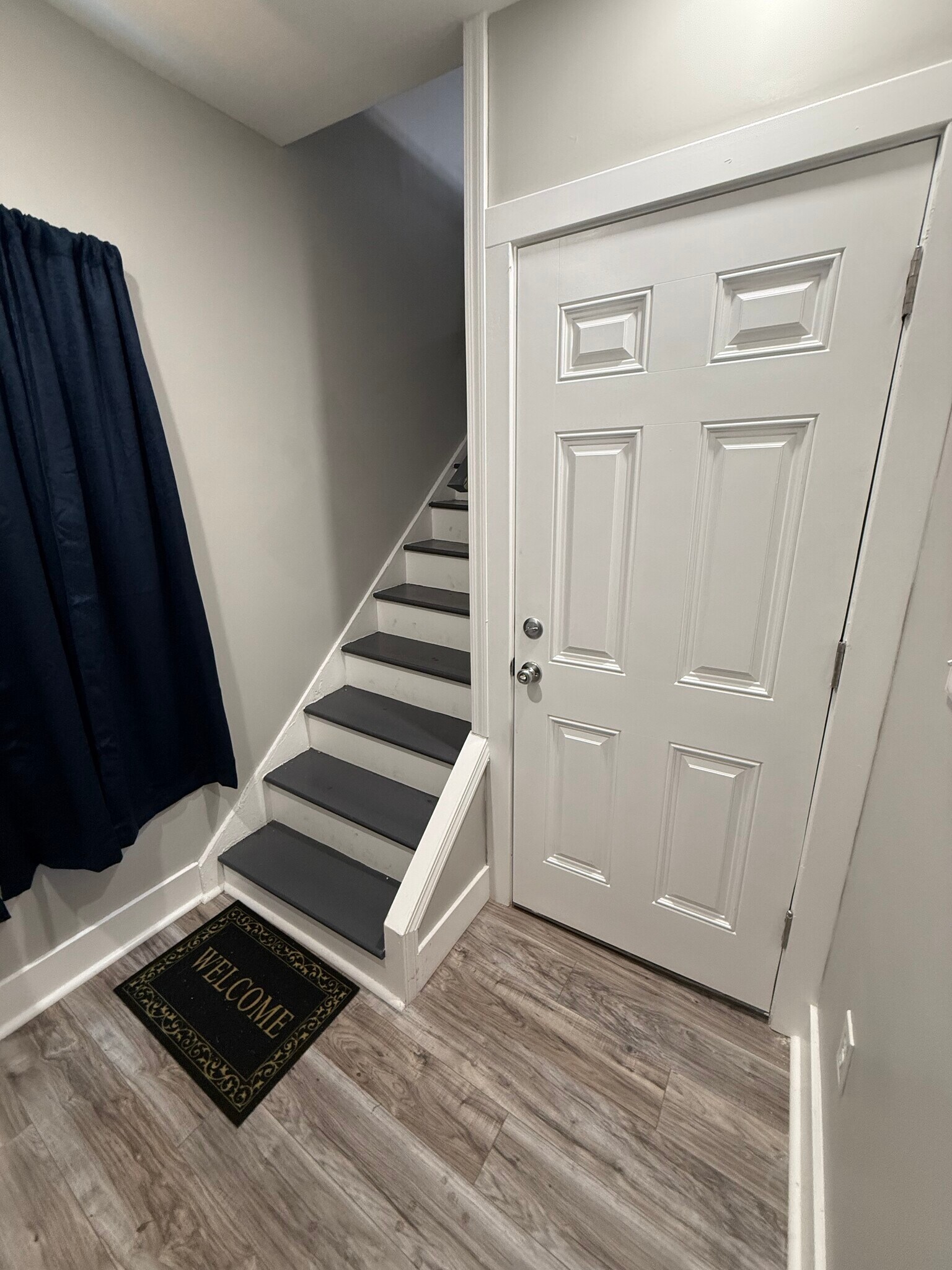 Building Photo - 358 Houston St