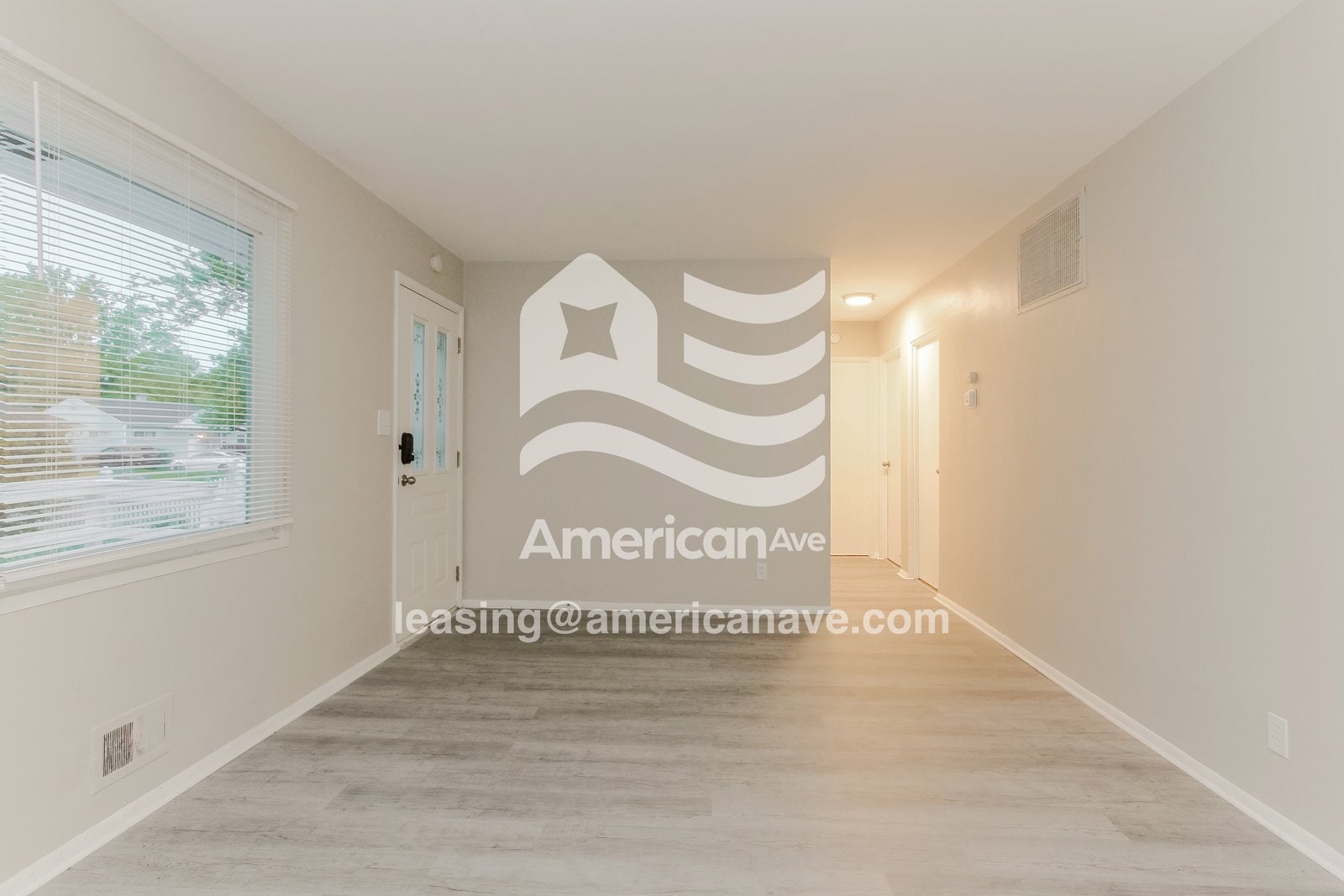 Building Photo - 4741 N Longworth Ave