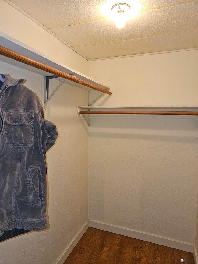 Building Photo - 2159 S Cottontail Ave