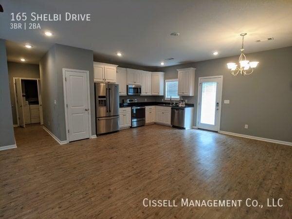 Building Photo - 165 N Shelbi Dr