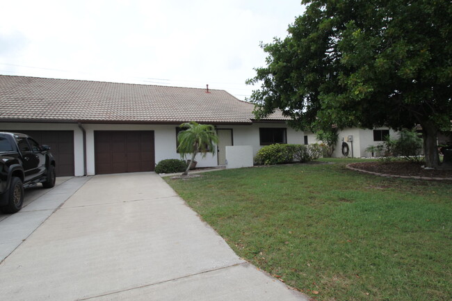 Building Photo - 652 Casa Grande Dr