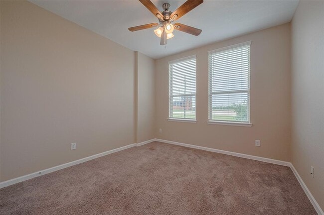 Building Photo - 4046 Balboa Dr