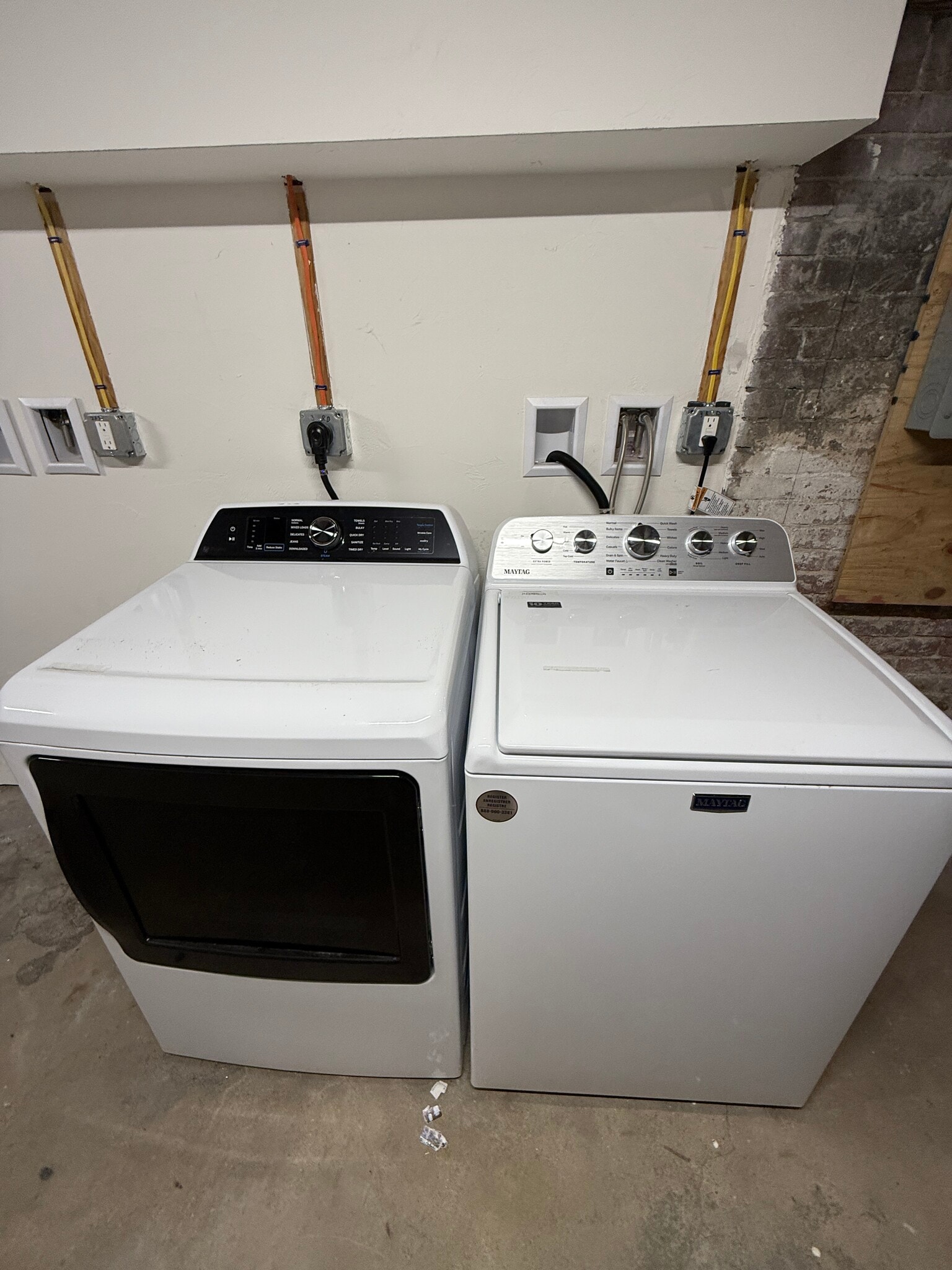 Building Photo - 47 Freeland St