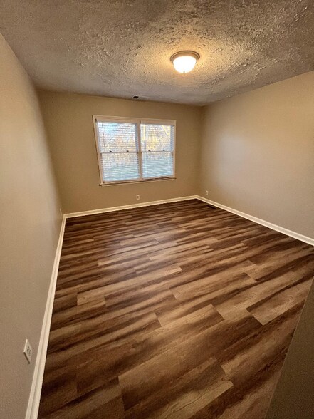 Building Photo - 119 Guill Ct