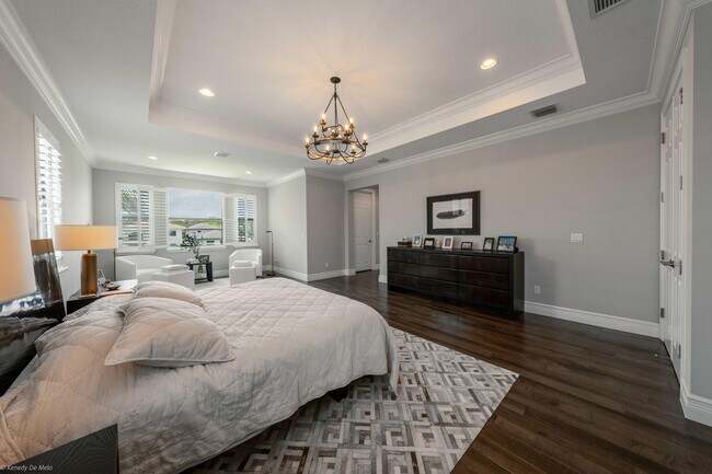 Building Photo - 9368 Eden Roc Ct