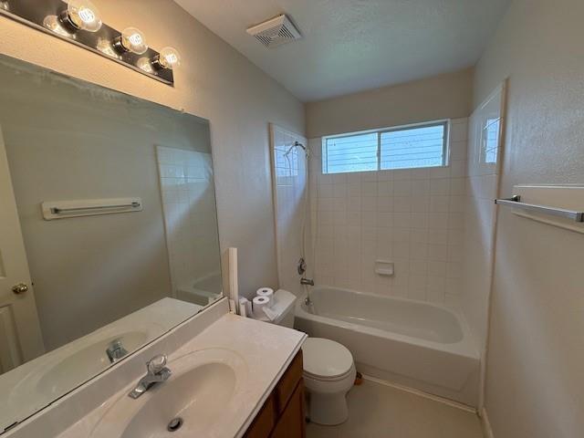 Building Photo - 6022 Mettler Ln