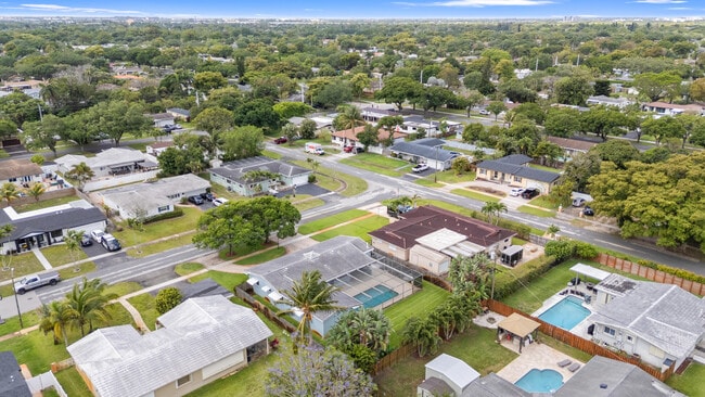 Building Photo - 5281 SW 4th Ct