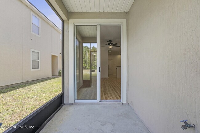 Building Photo - 6119 Bartram Village Dr