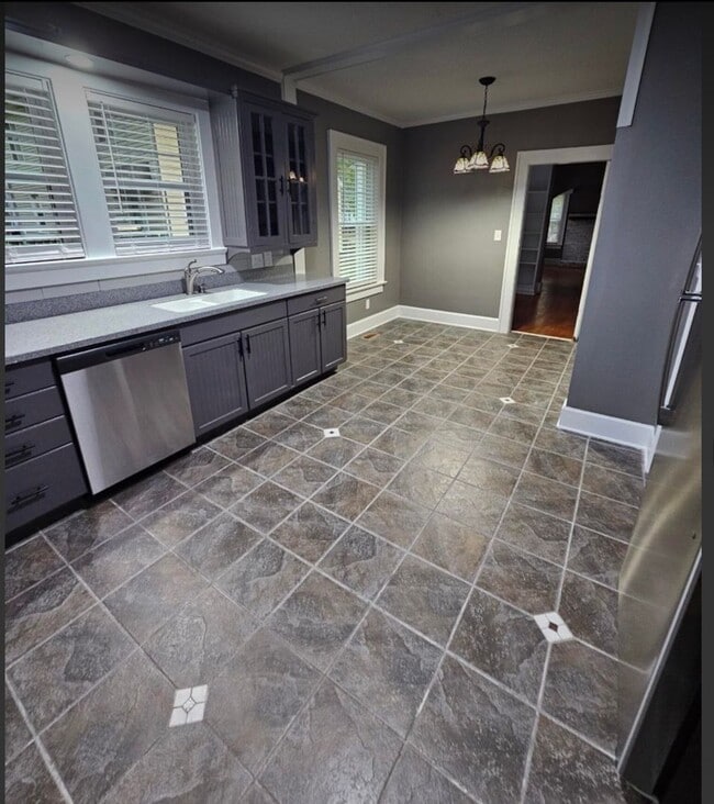 Building Photo - 1508 Branch St NW