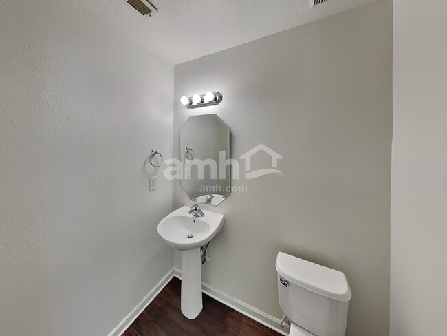 Building Photo - 14718 Watertrace Dr