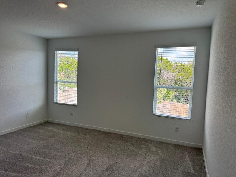 Primary Bedroom - 10342 Bridgton Ml